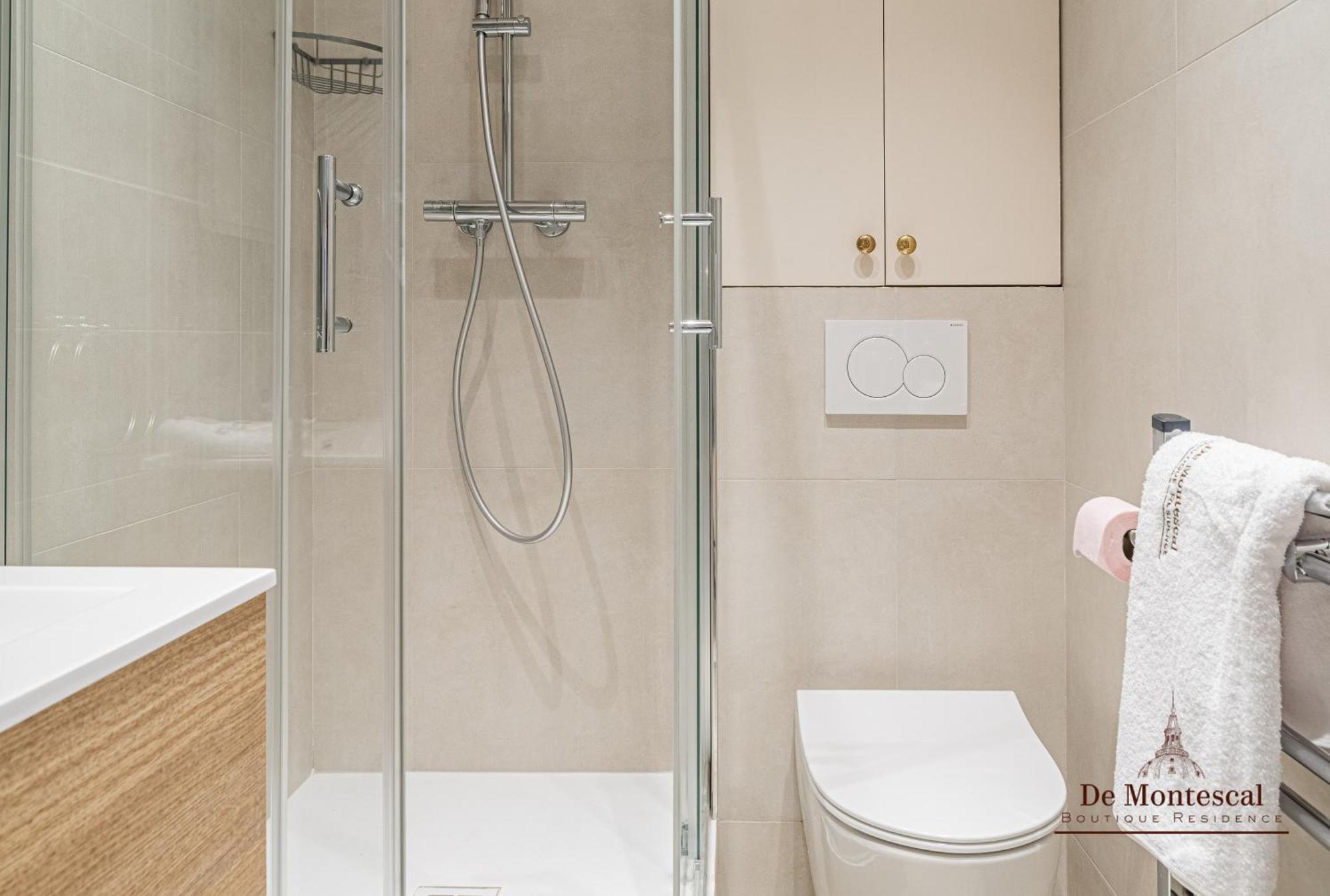 De Montescal- Montparnasse Central With Ac 11 To 14M2 Studio In A Prime Location パリ エクステリア 写真