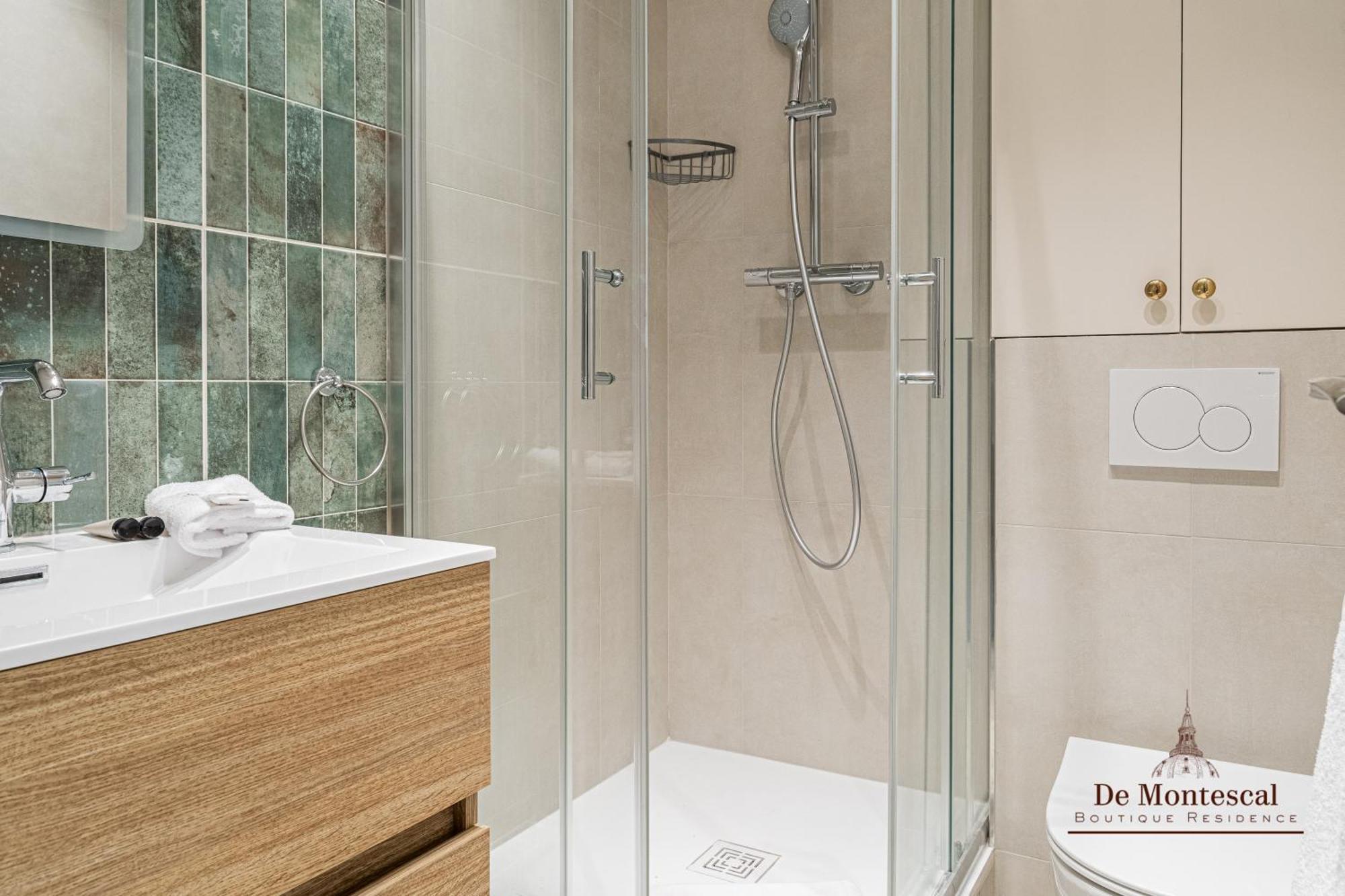 De Montescal- Montparnasse Central With Ac 11 To 14M2 Studio In A Prime Location パリ エクステリア 写真