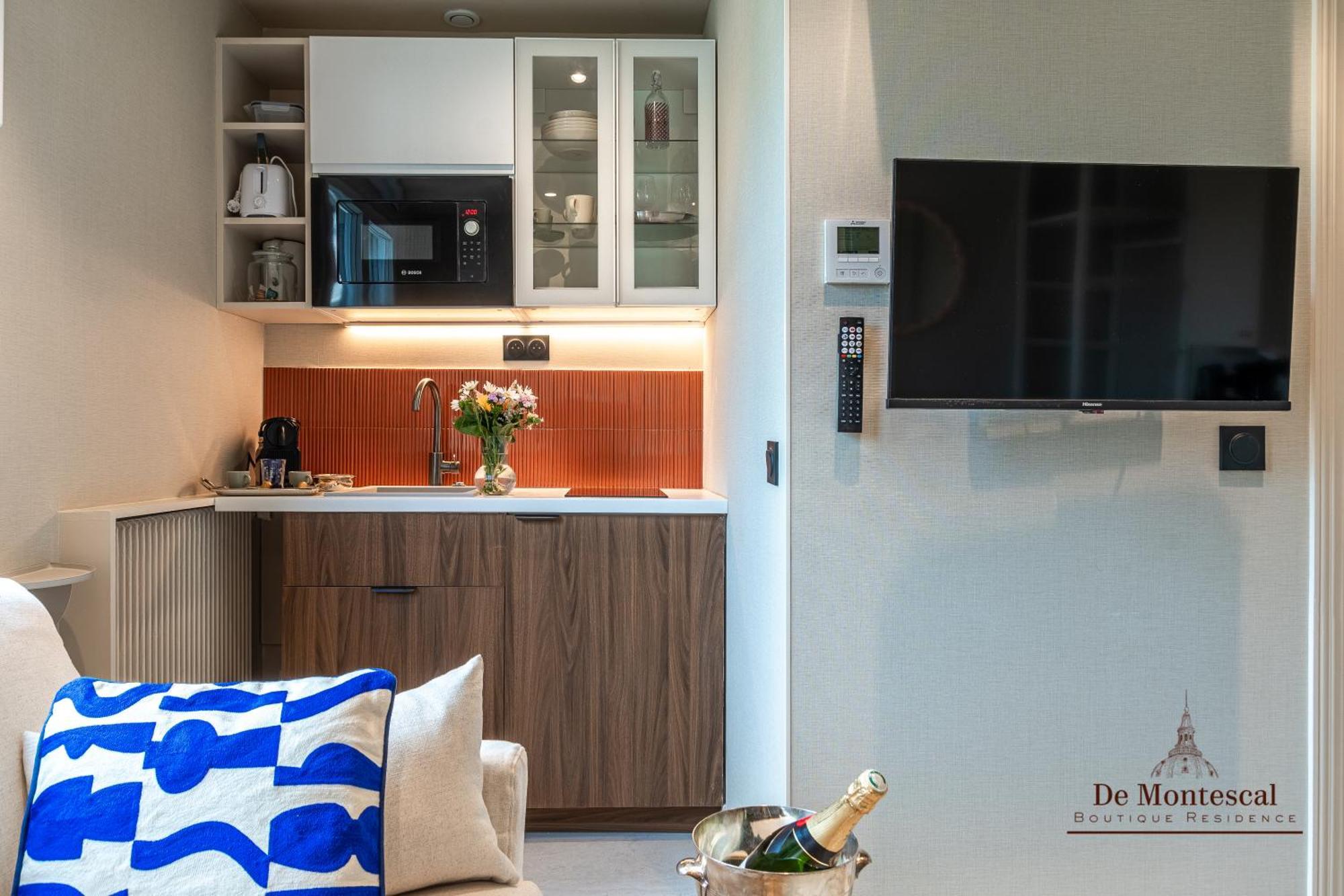 De Montescal- Montparnasse Central With Ac 11 To 14M2 Studio In A Prime Location パリ エクステリア 写真